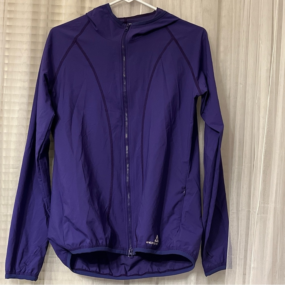 Westcomb Women’s Mistral Lightweight Windbreaker  L Purple N15